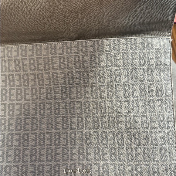 NWT Bebe Elegant Gray Tote Bag - Picture 5 of 11